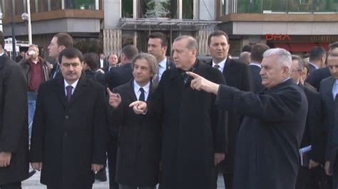 E­r­d­o­ğ­a­n­ ­T­a­k­s­i­m­ ­M­e­y­d­a­n­ı­­n­a­ ­i­n­d­i­